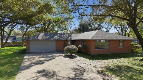 Photo of 12503 Britt Road, Pearland, TX 77581 (MLS # 30781798)