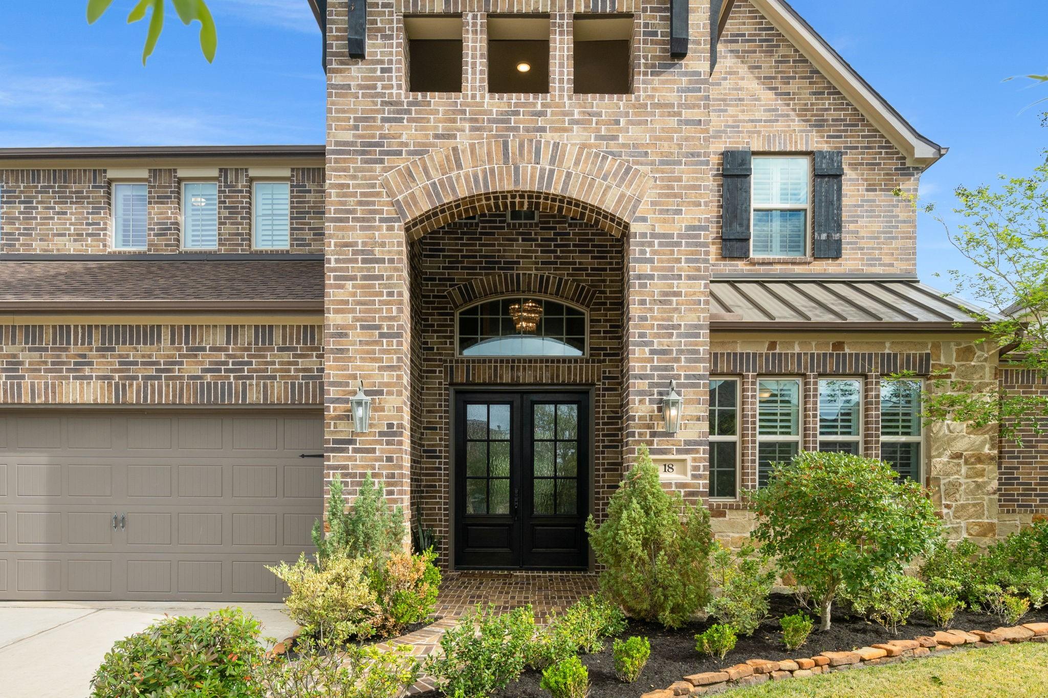 18 Trailing Lantana Place