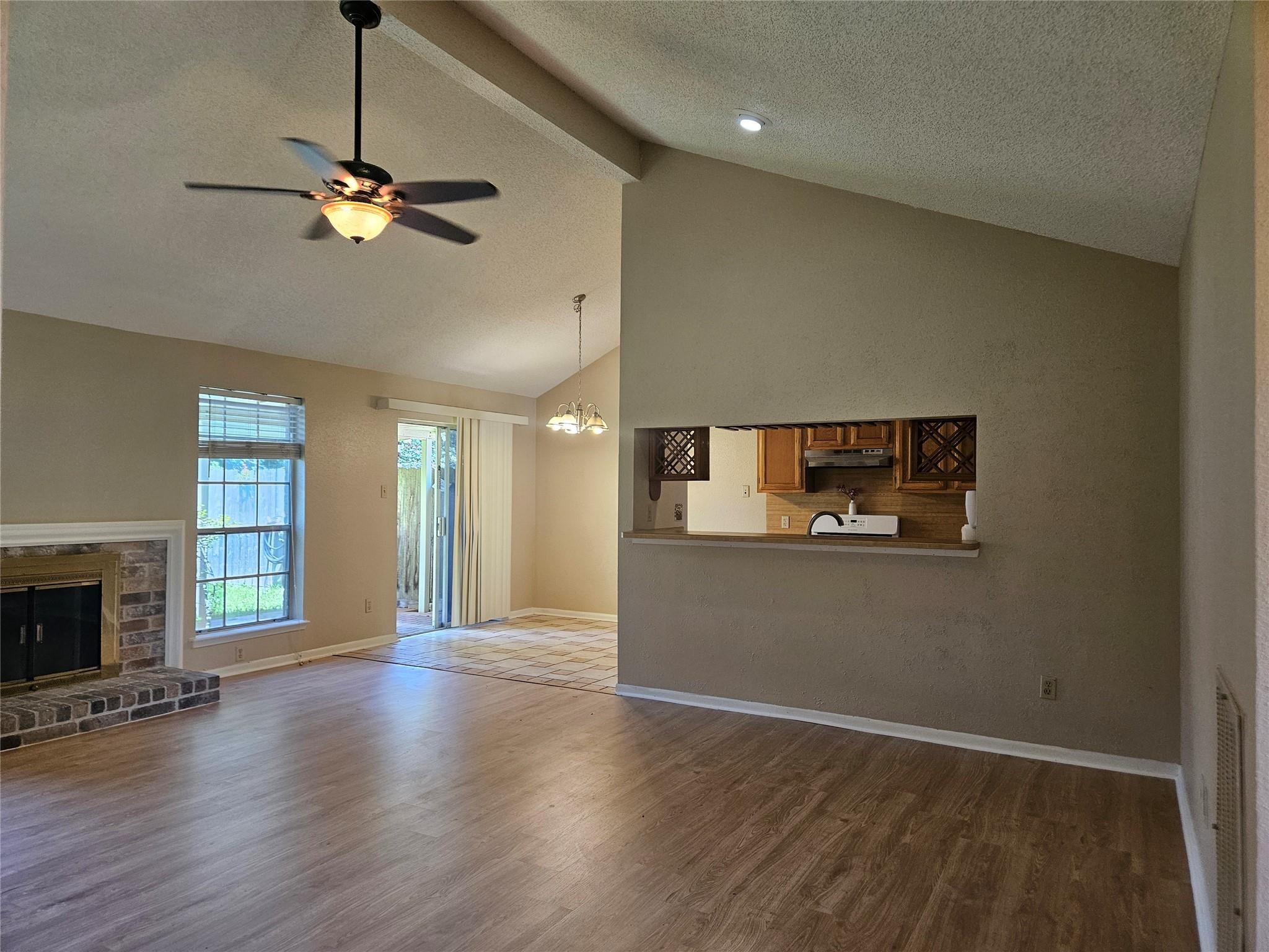 2822 Chimneystone Drive