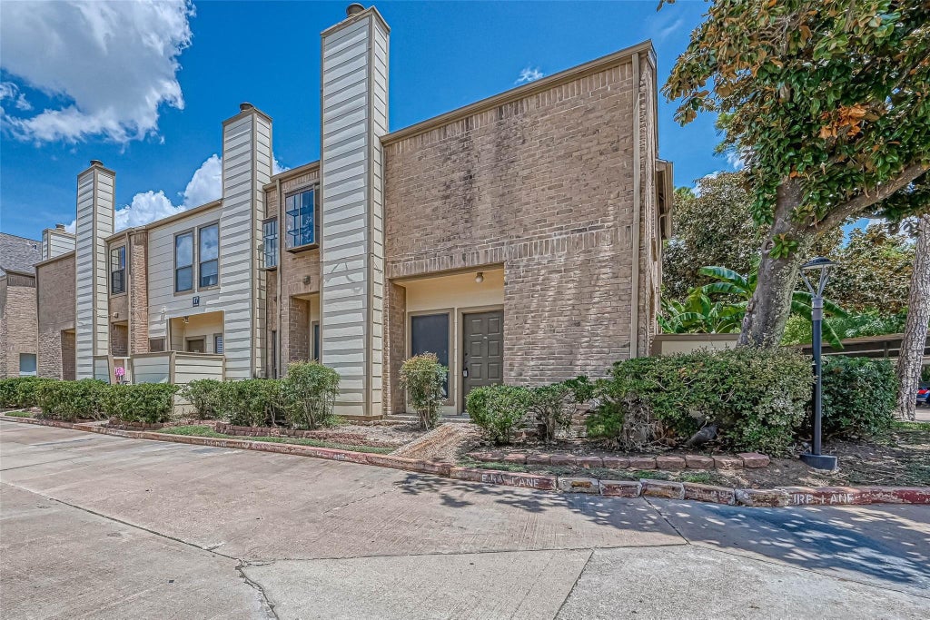 Photo of 8299 Cambridge Street #1705, Houston, TX 77054 (MLS # 40767968)
