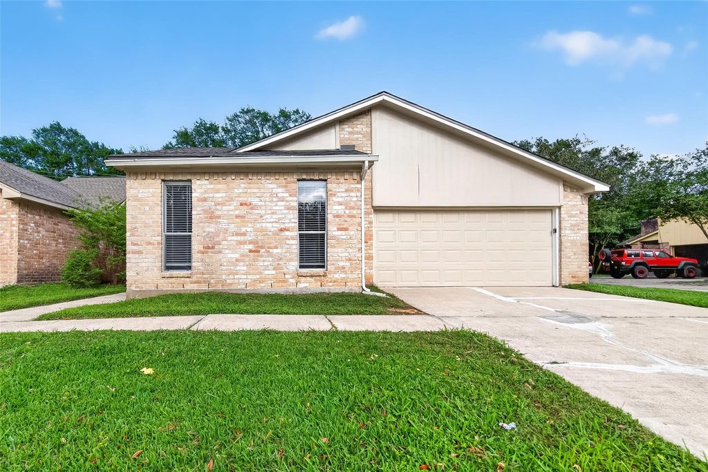 Photo of 12439 Windy Wisp Lane, Houston, TX 77071 (MLS # 71352198)