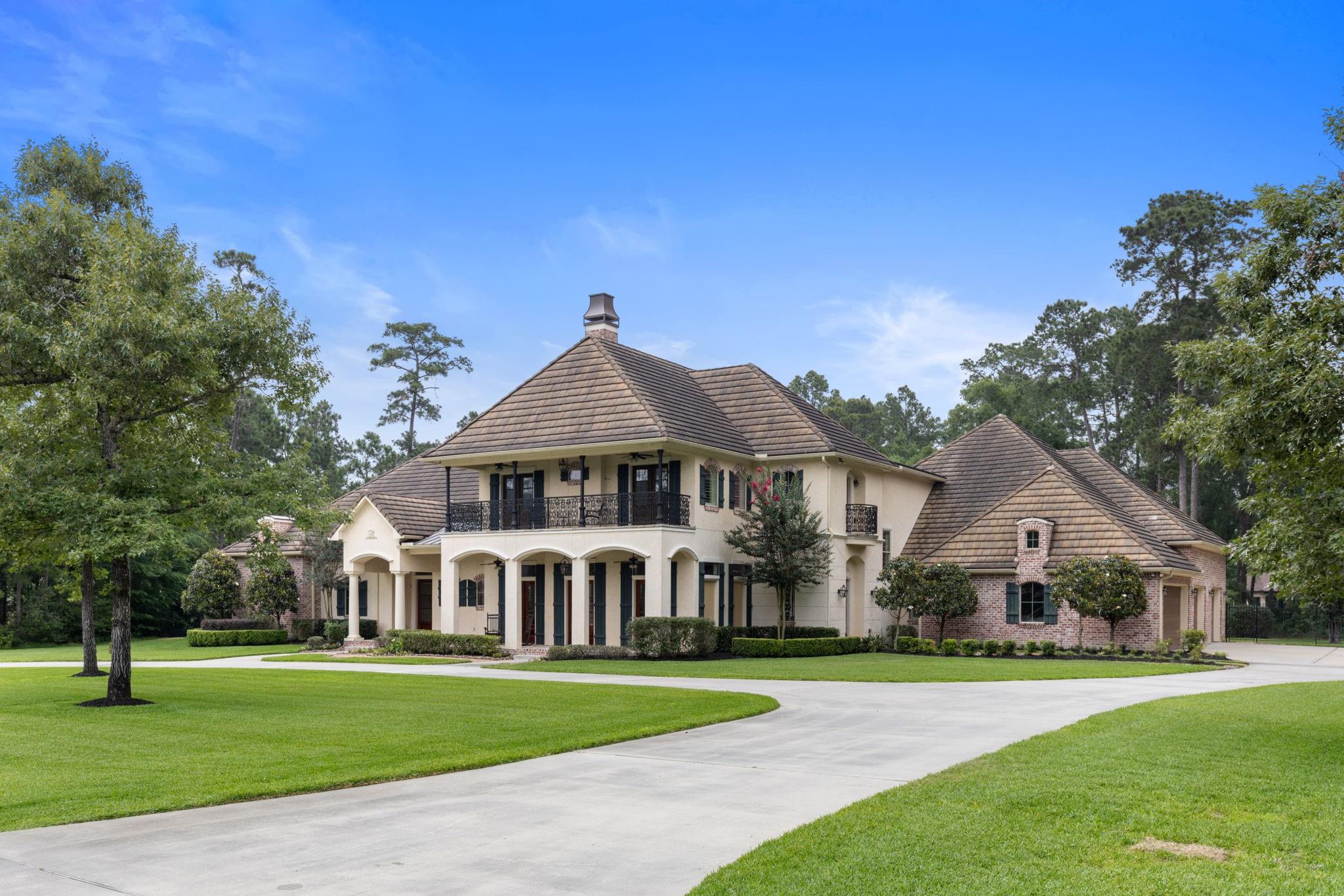 28007 Whispering Maple Way