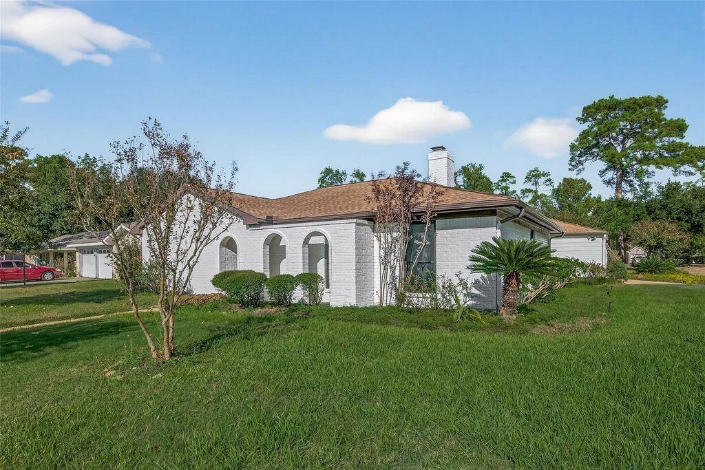 17418 Largs Circle