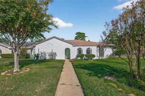 Photo of 17418 Largs Circle, Spring, TX 77379 (MLS # 46848326)