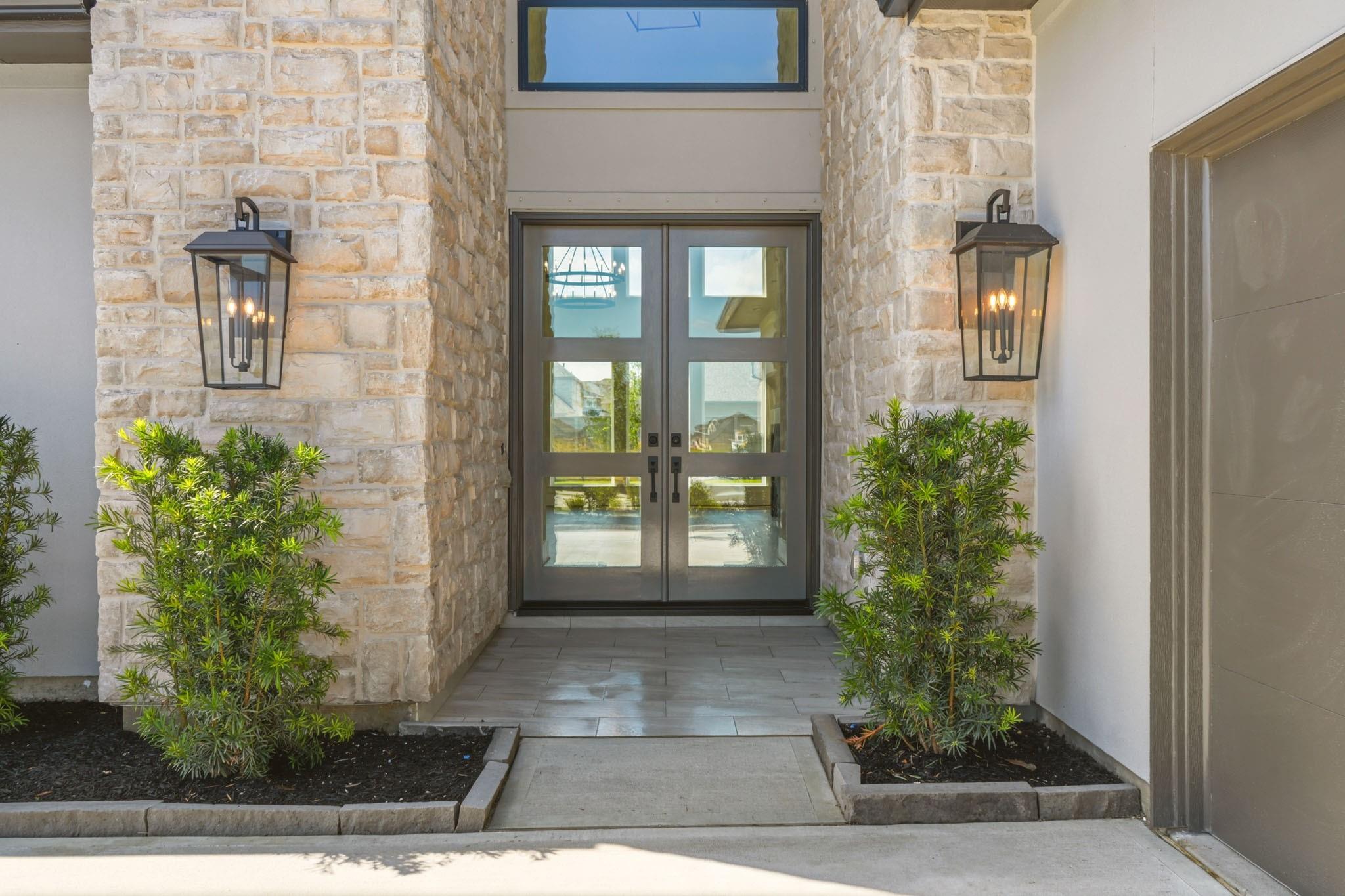 825 Stable Sands Way