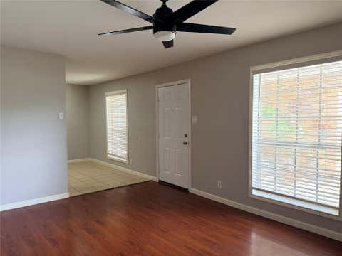 Photo of 2102 5th Avenue N #3, Texas City, TX 77590 (MLS # 66356482)