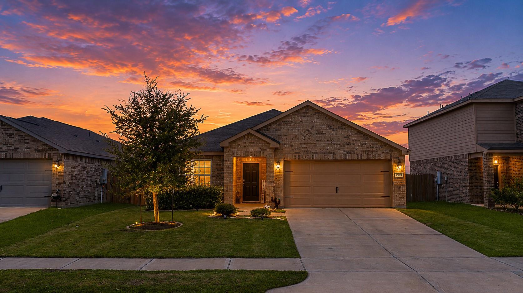 7939 Vacek Meadows Loop