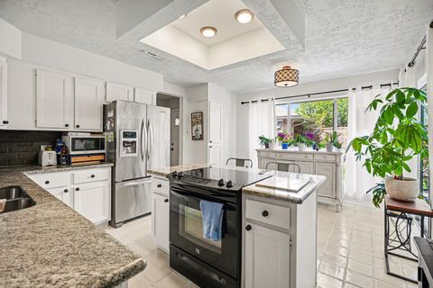 Tiny photo for 16810 Finewood Way, Houston, TX 77058 (MLS # 68405602)