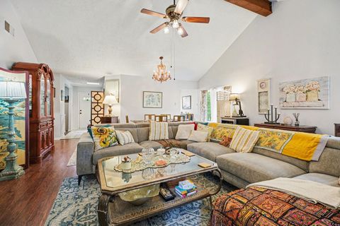 Tiny photo for 16810 Finewood Way, Houston, TX 77058 (MLS # 68405602)