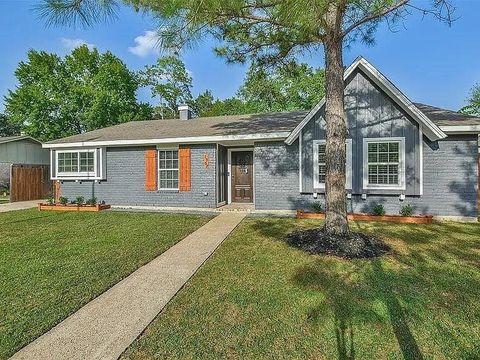 Photo of 1907 Briarcreek Boulevard, Houston, TX 77073 (MLS # 72297419)