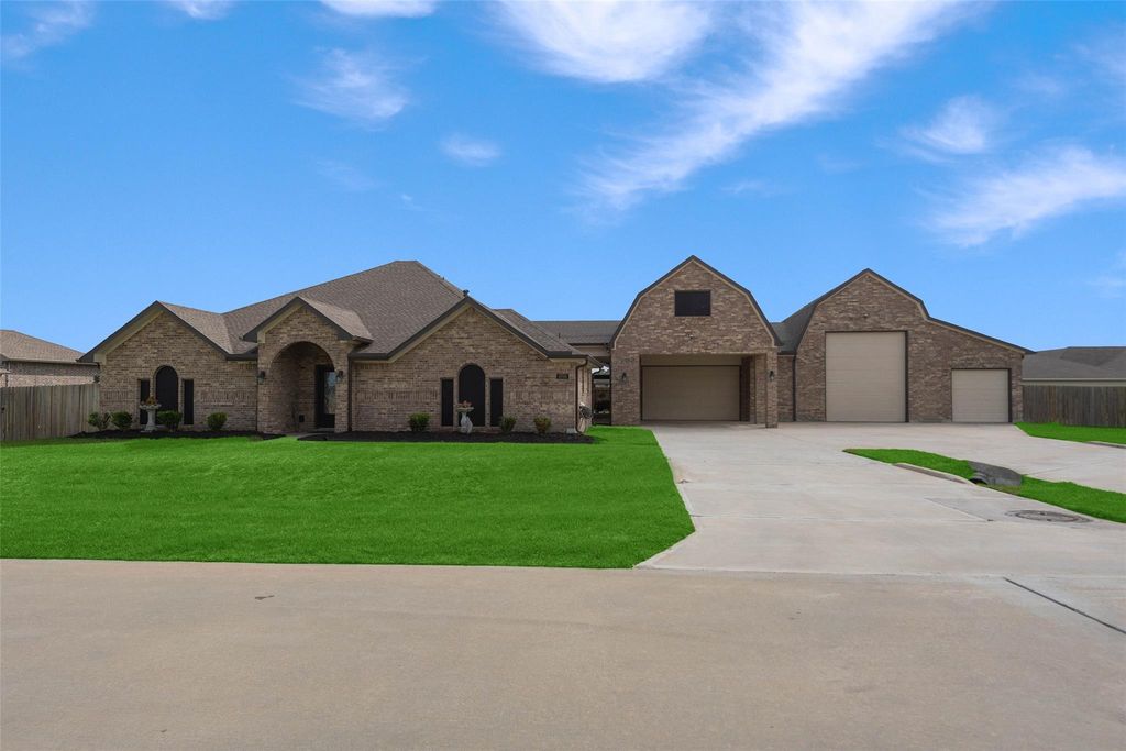 Photo of 3705 Cabo Road, League City, TX 77573 (MLS # 56250461)