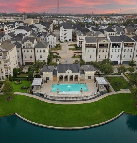 Photo of 3509 Eaton Estates Lane, Houston, TX 77055 (MLS # 71425963)