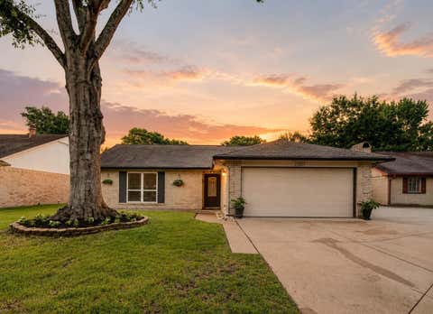 Homes For Sale - 2507 Maple Tree Court<br/> Stafford, TX 77477
