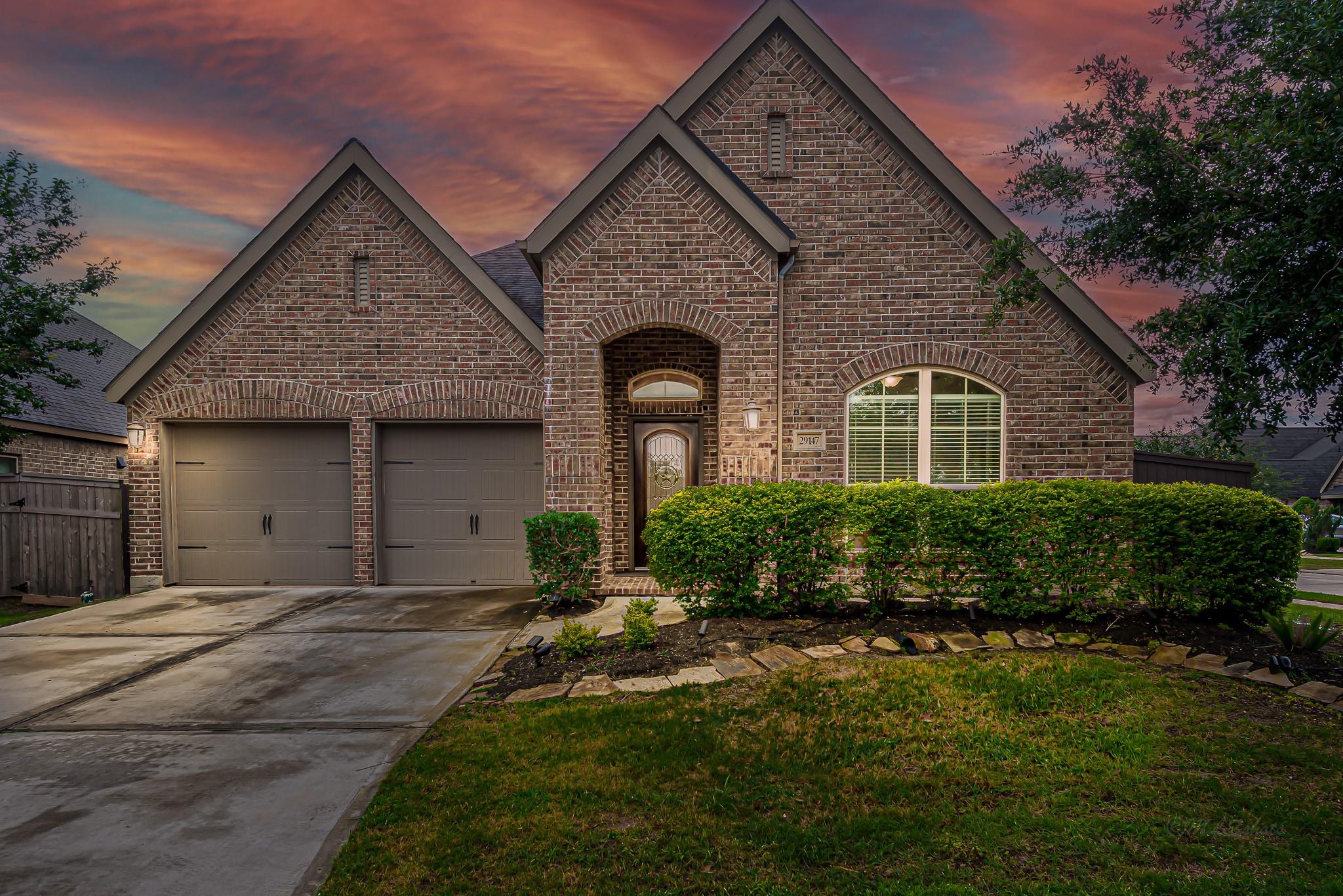 29147 Crystal Rose Lane