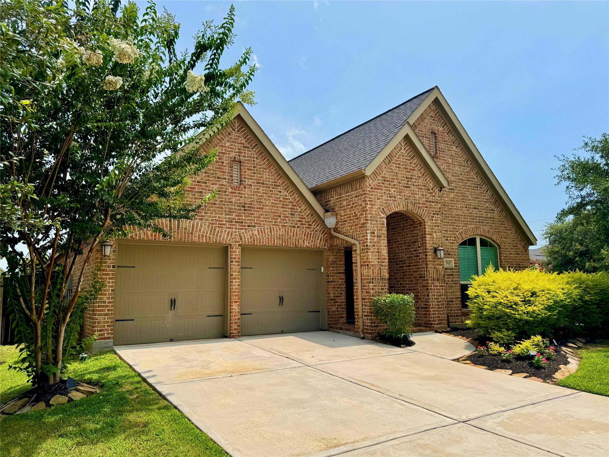 29147 Crystal Rose Lane