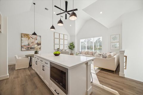 Tiny photo for 845 Elkhart Street #D, Houston, TX 77091 (MLS # 10100636)