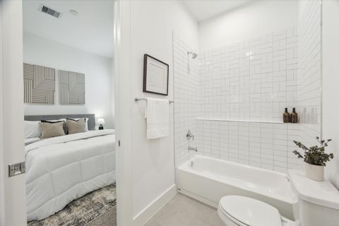 Tiny photo for 845 Elkhart Street #D, Houston, TX 77091 (MLS # 10100636)