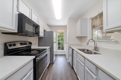 Photo of 3770 Lovers Wood Lane #709, Houston, TX 77014 (MLS # 89941078)