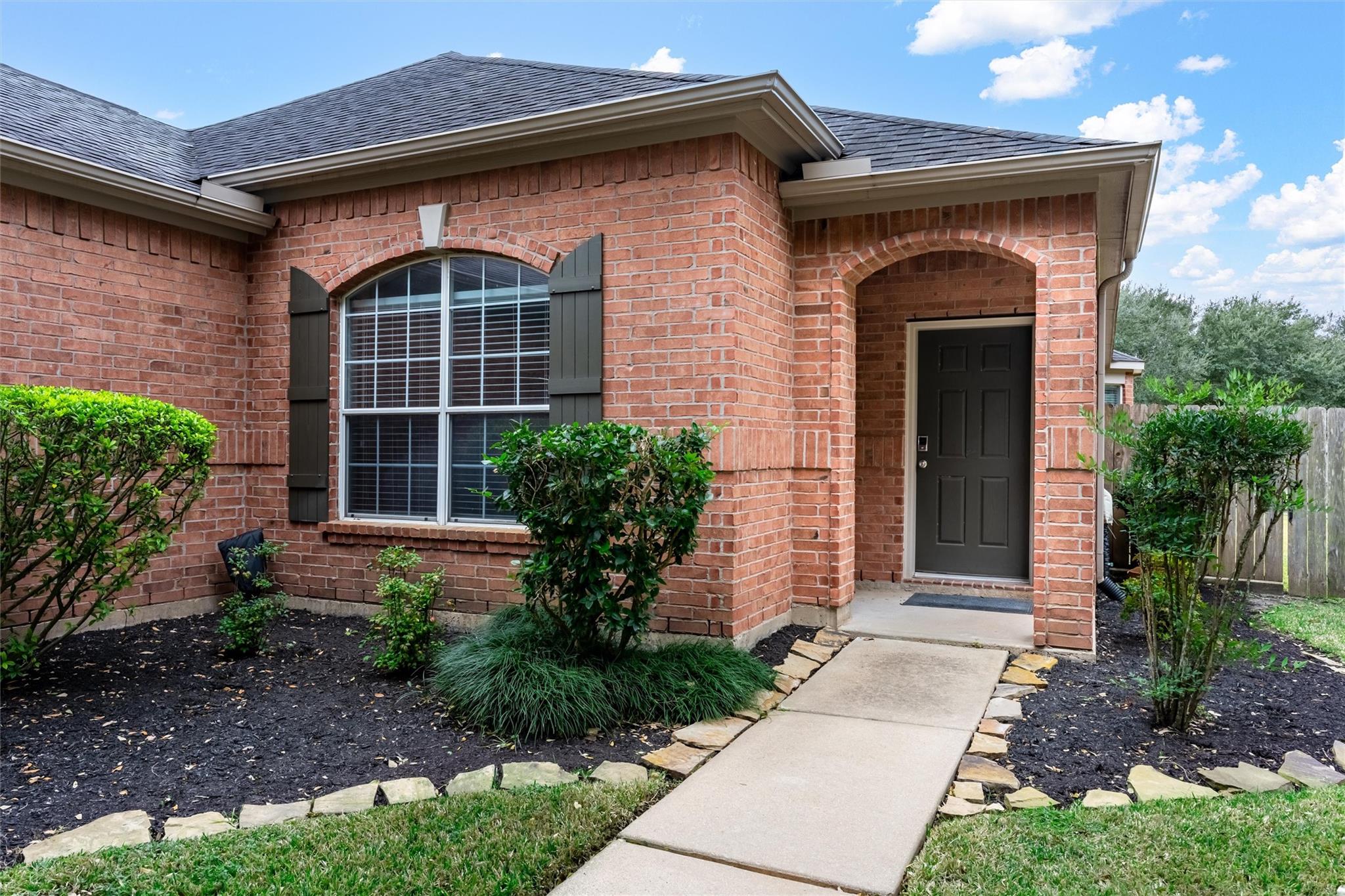 2815 Bay Springs View