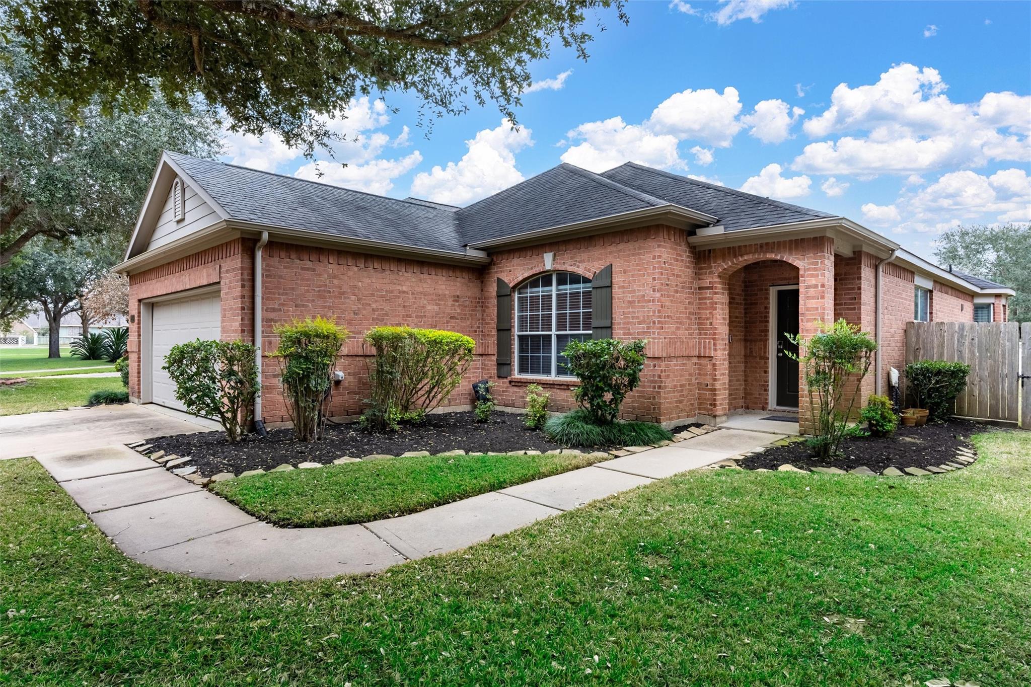 2815 Bay Springs View