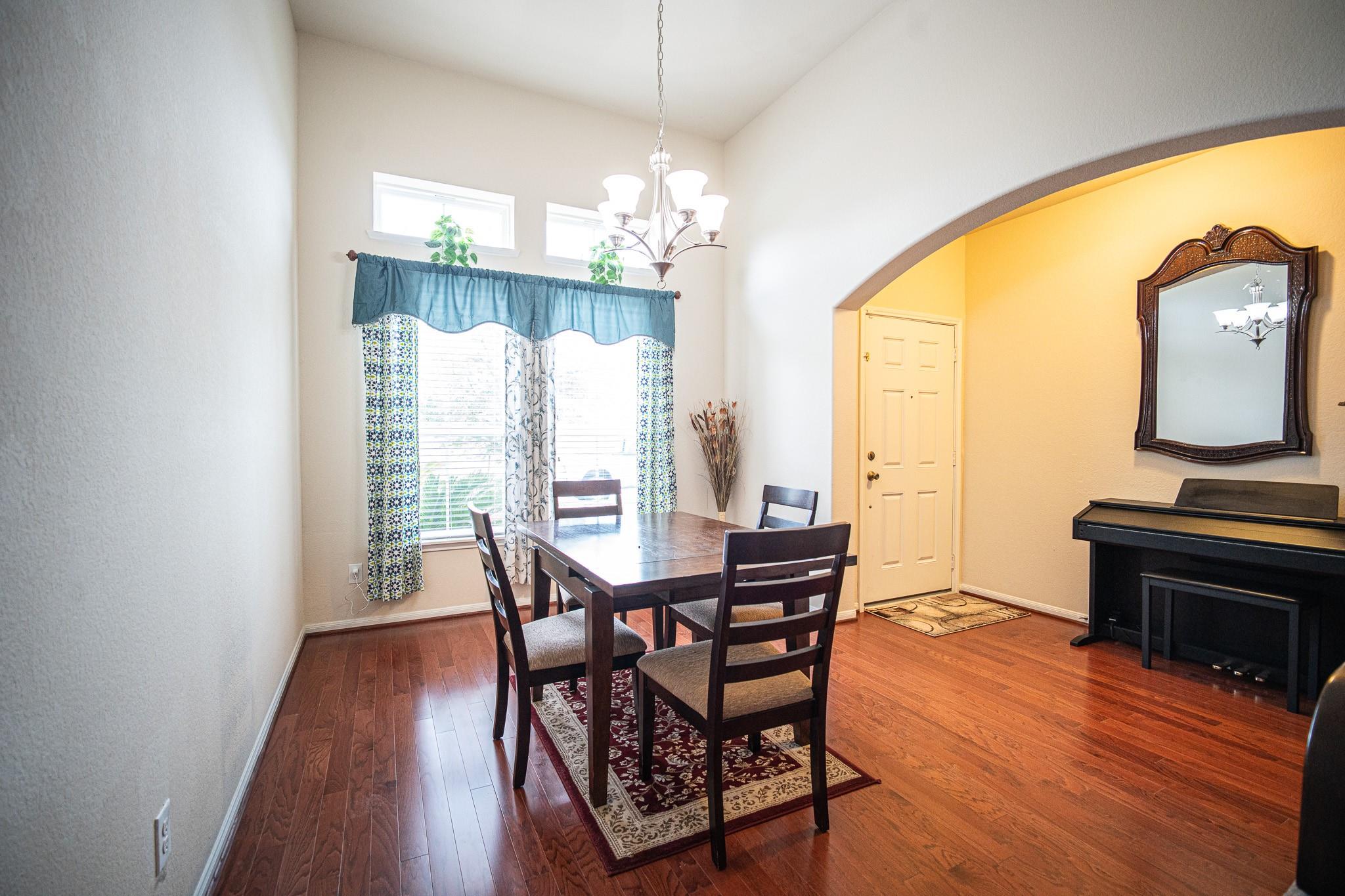 4138 Falvel Shadow Creek Drive