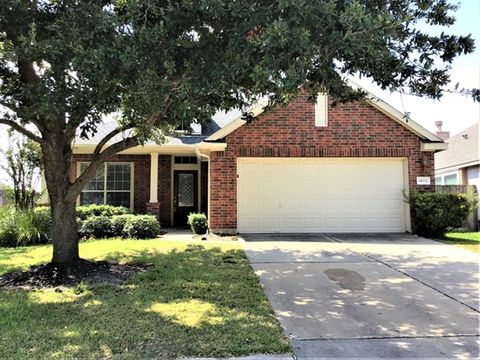 Photo of 20015 Leithcrest Way, Spring, TX 77379 (MLS # 23806300)