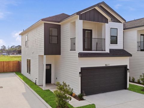 Photo of 866 Rachel Street ST #F, Houston, TX 77091 (MLS # 6977614)