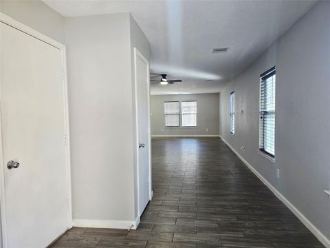 Tiny photo for 1011 Larks Trace Lane, Houston, TX 77090 (MLS # 37264578)