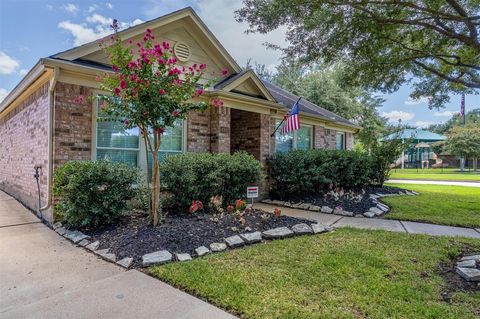 Photo of 4902 Lake Catherine Court, Richmond, TX 77407 (MLS # 12616577)