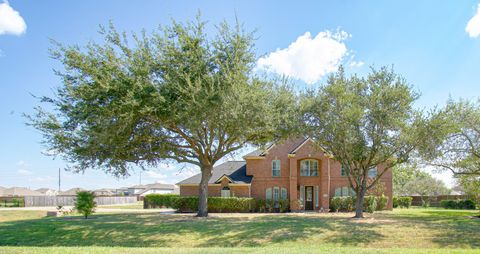 Photo of 12518 Easton Bend Lane, Cypress, TX 77433 (MLS # 10957968)