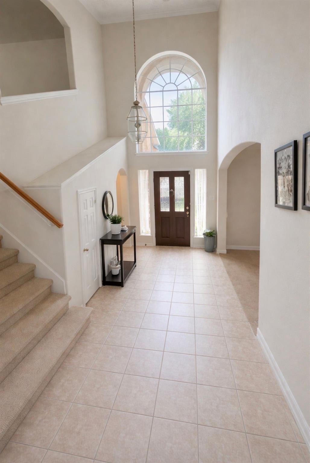 6819 Amber Pine Court