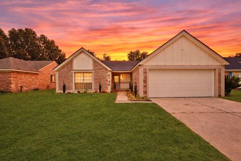 Photo of 6738 Prairie Village Drive, Katy, TX 77449 (MLS # 35521381)