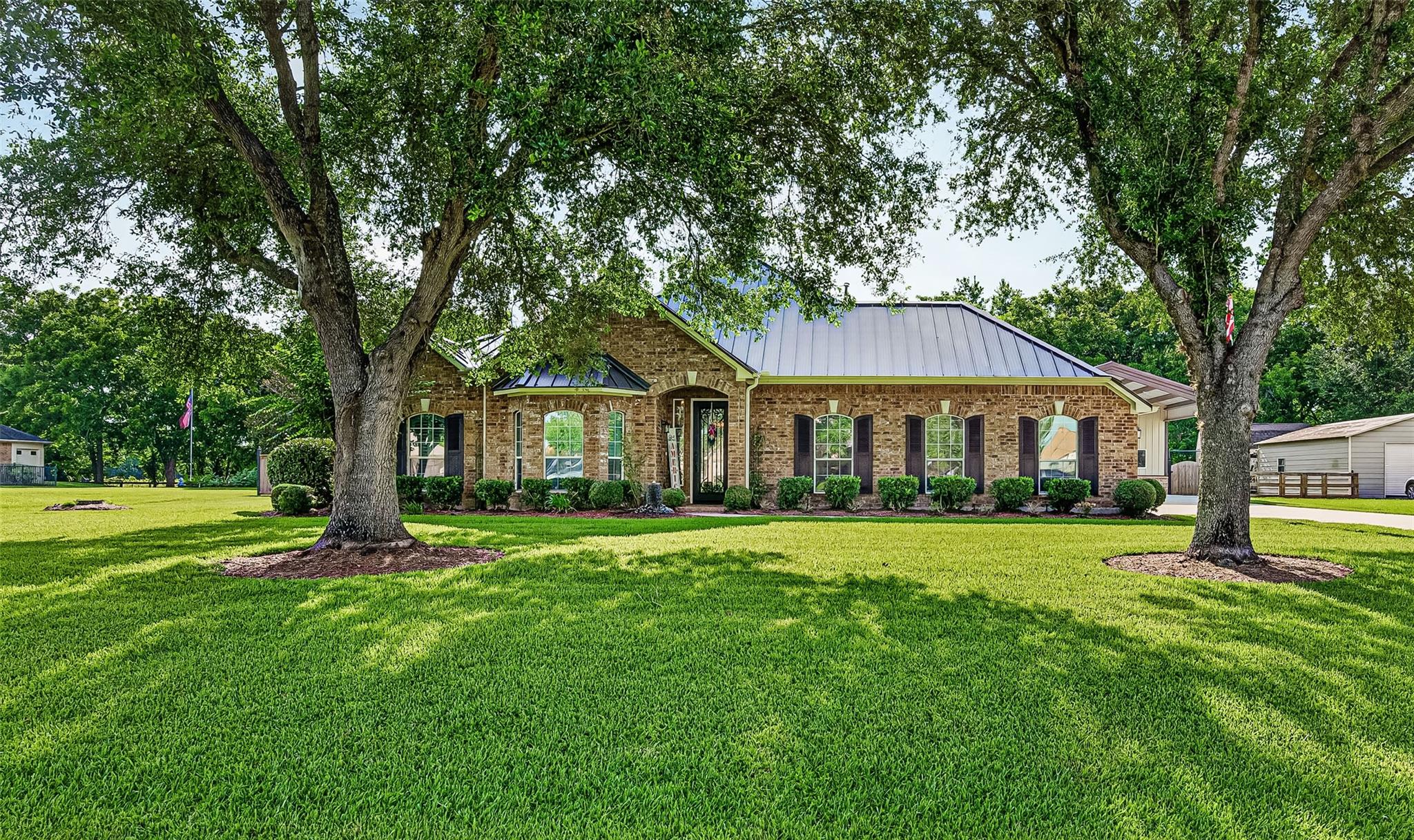 3326 River Bend Drive