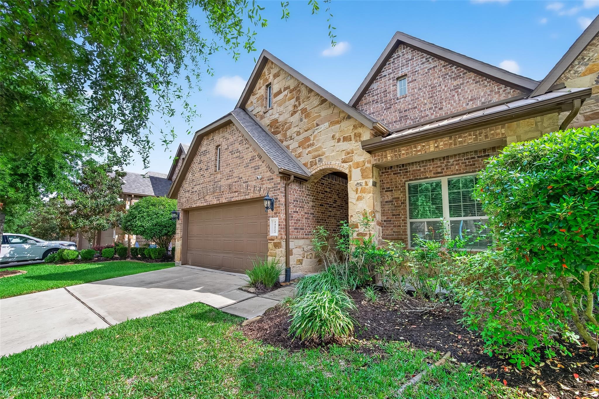 24122 Valencia Ridge Lane