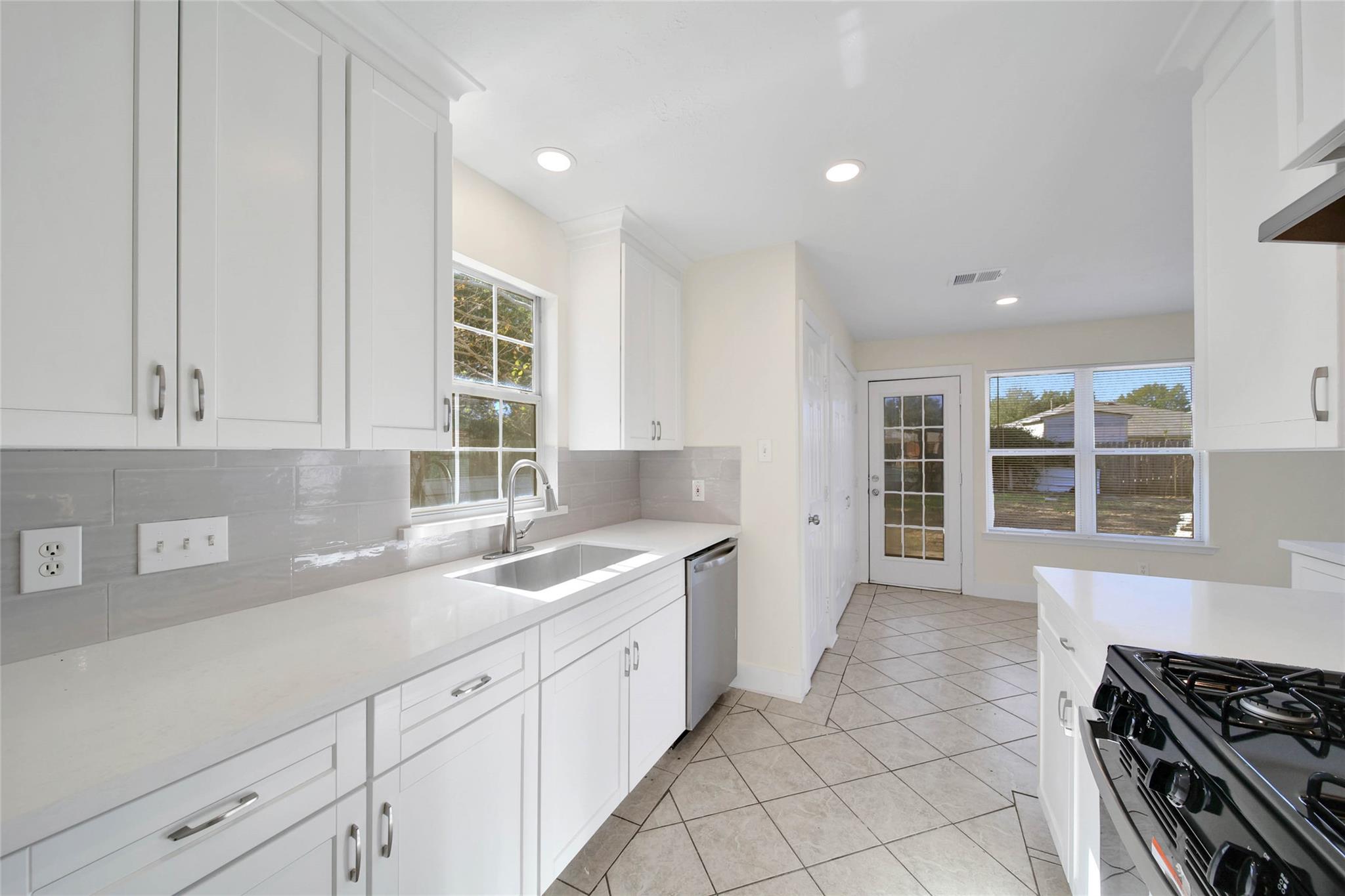 5303 Bay Pines Drive