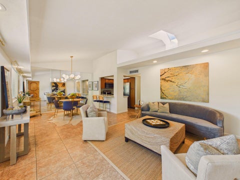 Photo of 6404 Bayou Glen Road, Houston, TX 77057 (MLS # 34691746)
