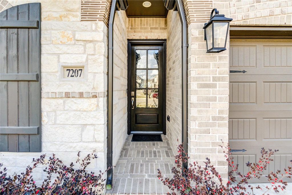 Photo of 7207 Bur Oak Bend Way, Katy, TX 77493 (MLS # 53364495)