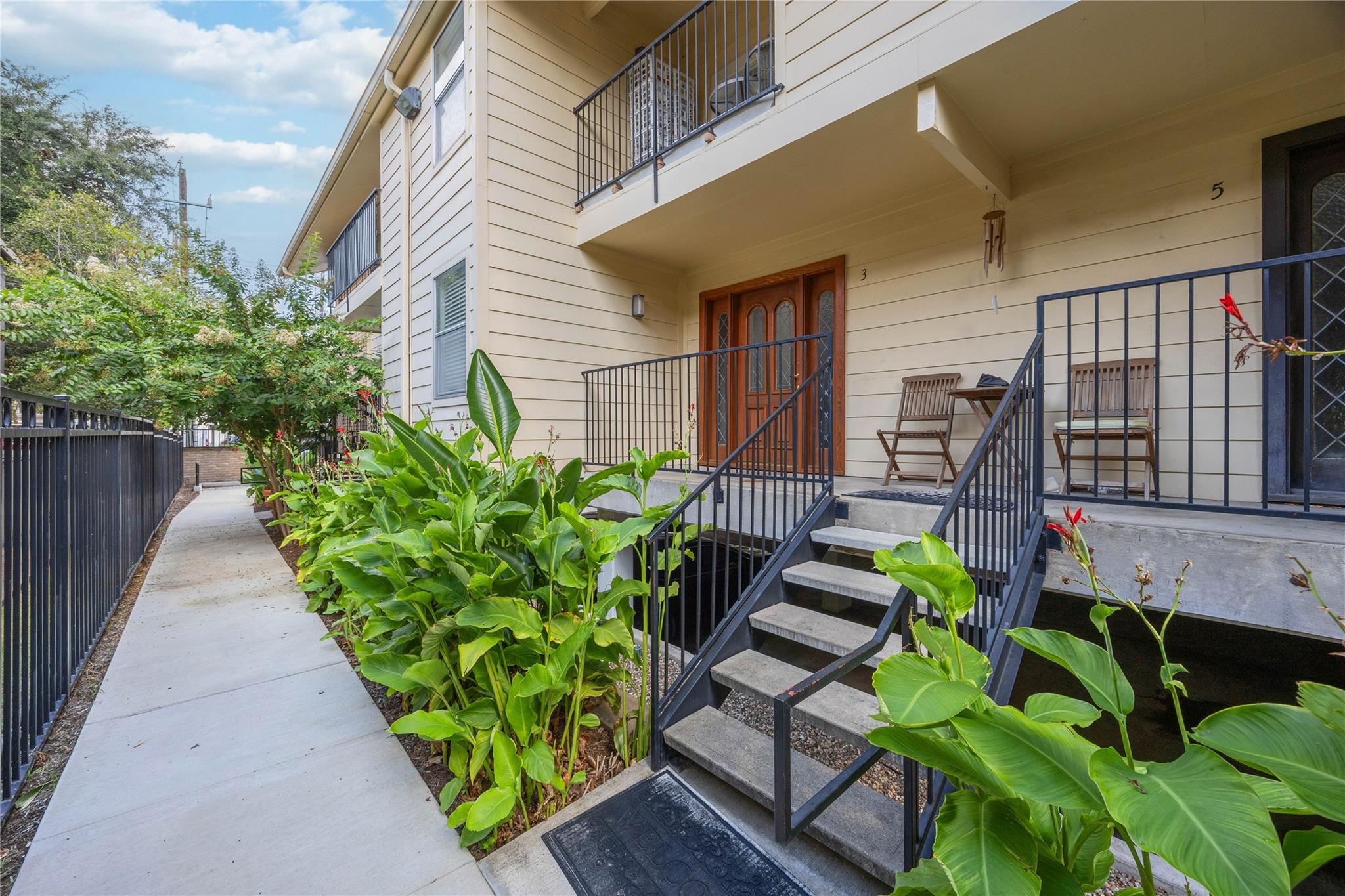 3131 Cummins Street 3