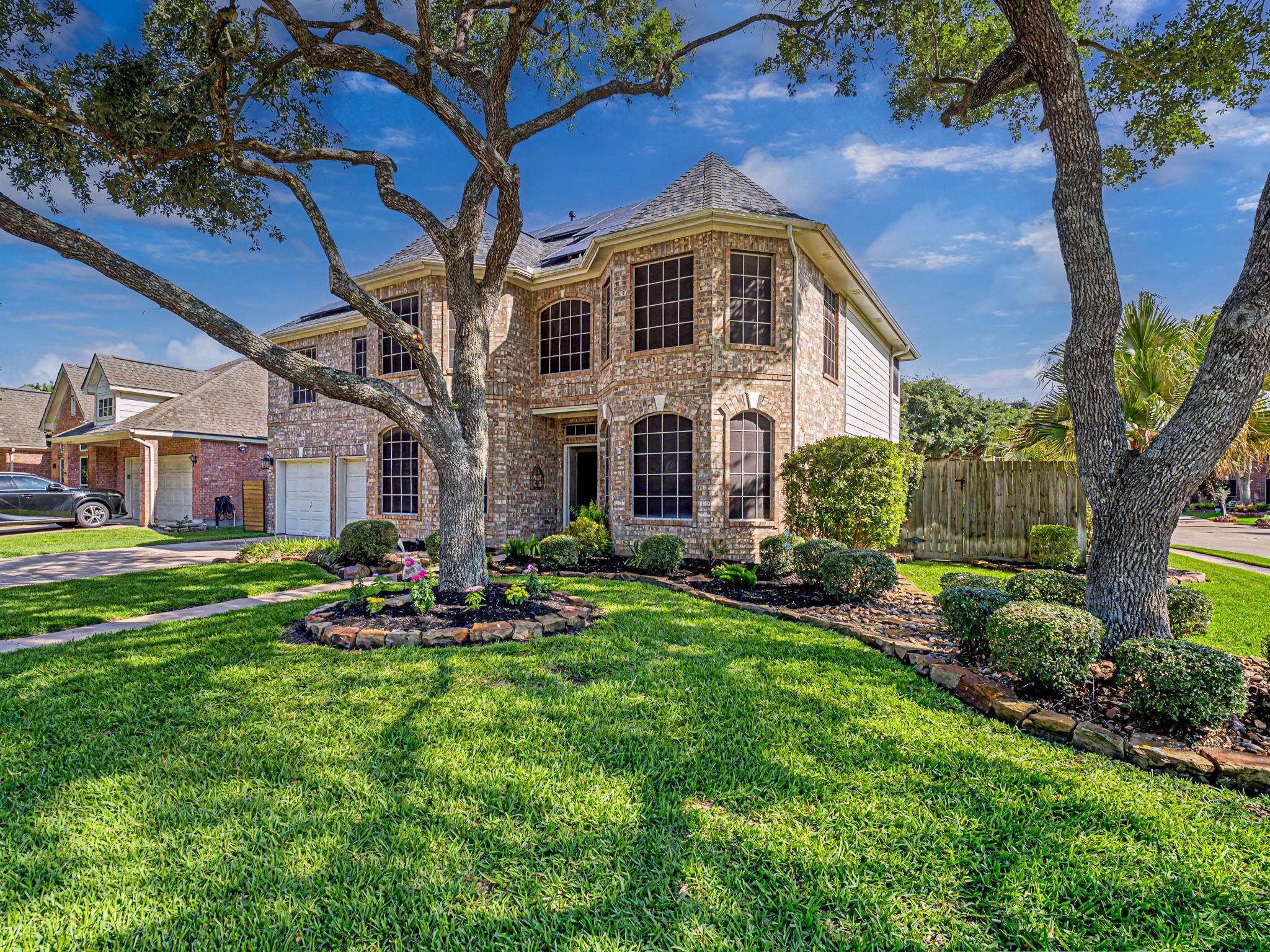 23006 Heathercroft Drive