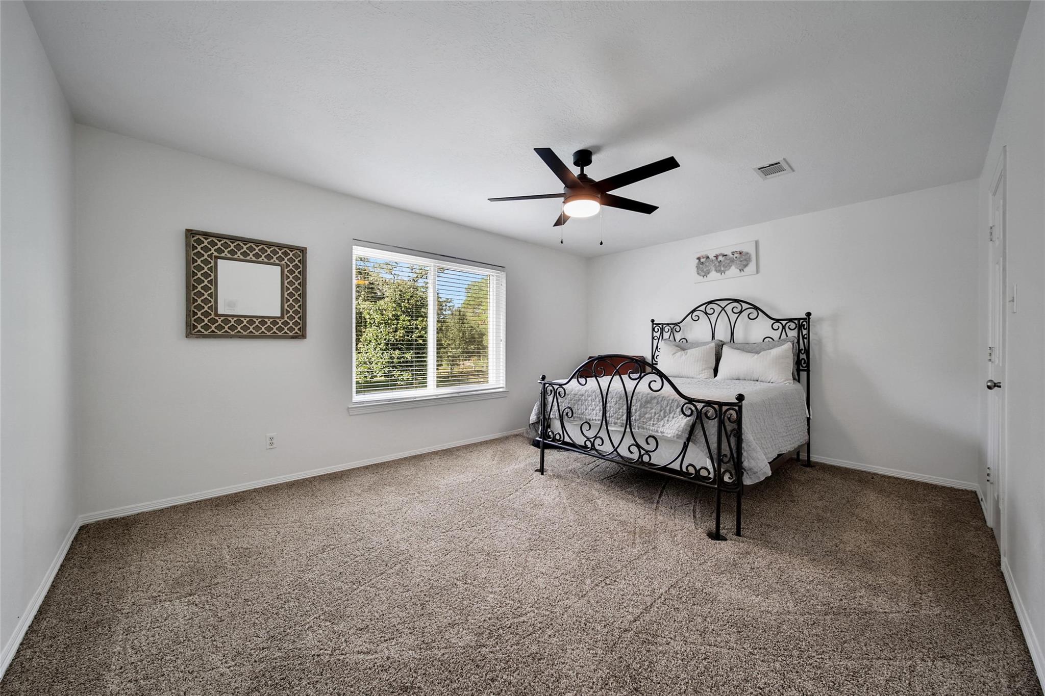 Magnolia, Texas, 77355, United States, 5 Bedrooms Bedrooms, ,3 BathroomsBathrooms,Residential,Active,2034266