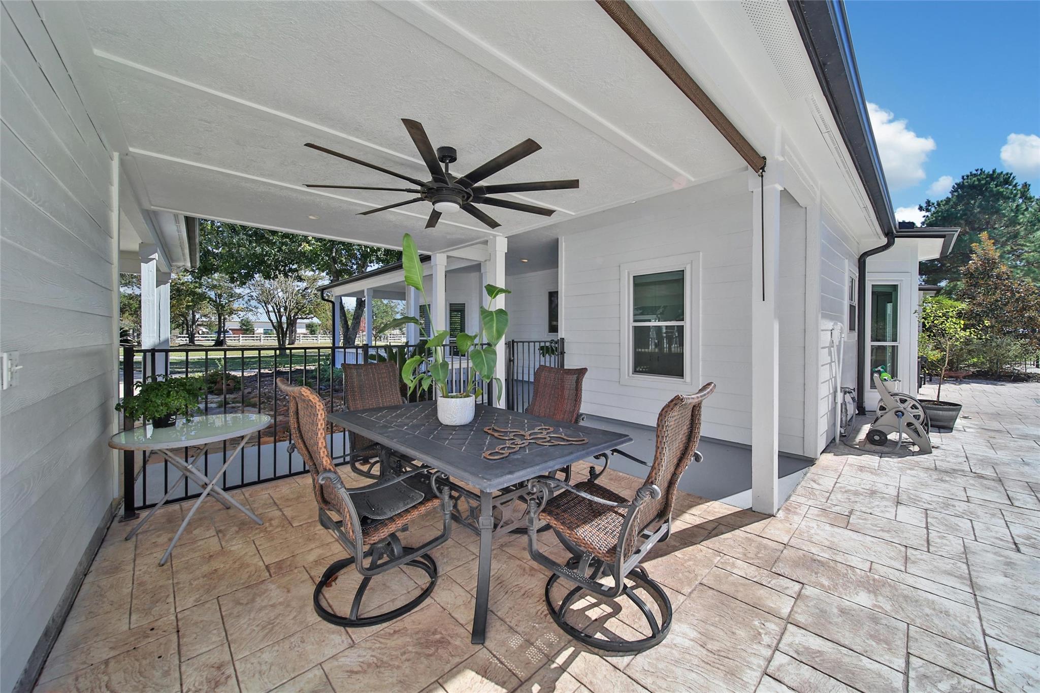 Magnolia, Texas, 77355, United States, 5 Bedrooms Bedrooms, ,3 BathroomsBathrooms,Residential,Active,2034266