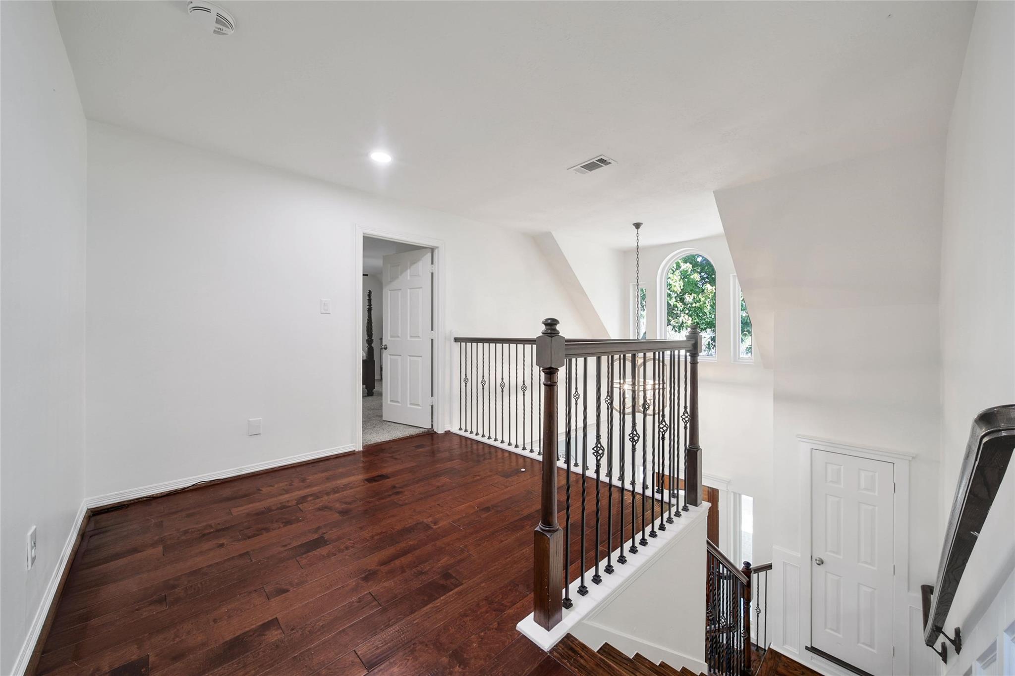Magnolia, Texas, 77355, United States, 5 Bedrooms Bedrooms, ,3 BathroomsBathrooms,Residential,Active,2034266