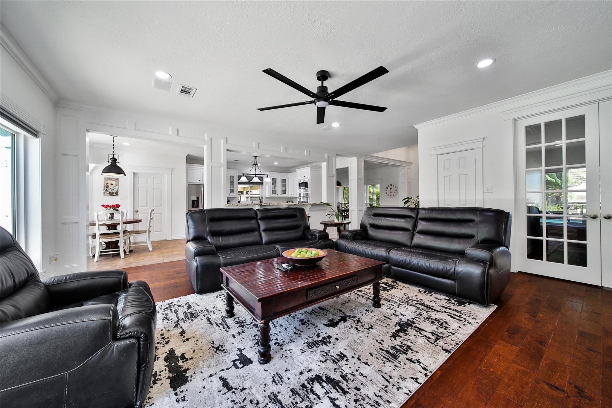 Magnolia, Texas, 77355, United States, 5 Bedrooms Bedrooms, ,3 BathroomsBathrooms,Residential,Active,2034266