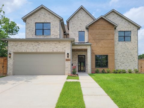 Photo of 1922 Norcrest Dr Drive, Houston, TX 77055 (MLS # 96129299)