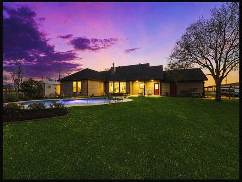 Tiny photo for 10007 County Road 168, Alvin, TX 77511 (MLS # 20076174)