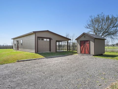 Tiny photo for 10007 County Road 168, Alvin, TX 77511 (MLS # 20076174)