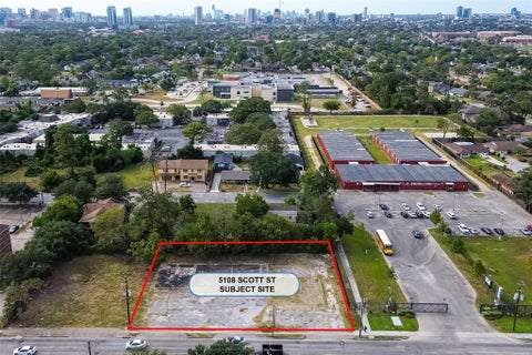 Photo of 5108 Scott Street, Houston, TX 77004 (MLS # 70396230)