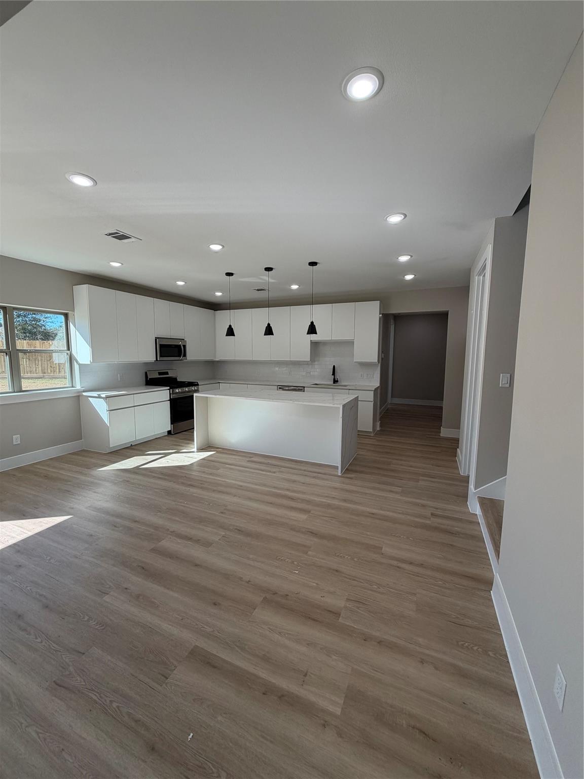 20003 Venetto Street