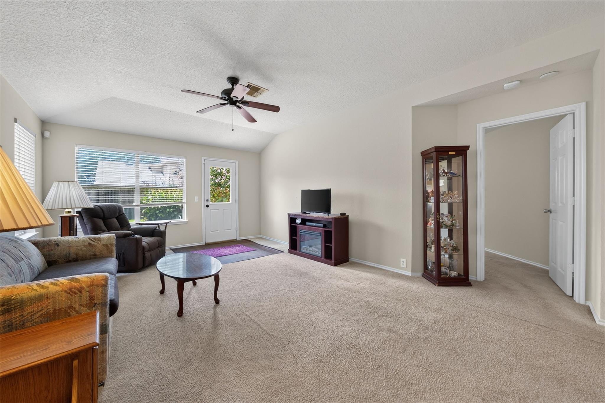 5931 Baldwin Elm Street