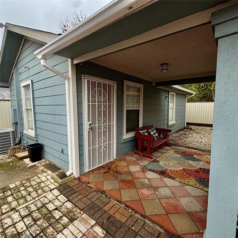 Photo of 7008 Capitol Street, Houston, TX 77011 (MLS # 67220767)